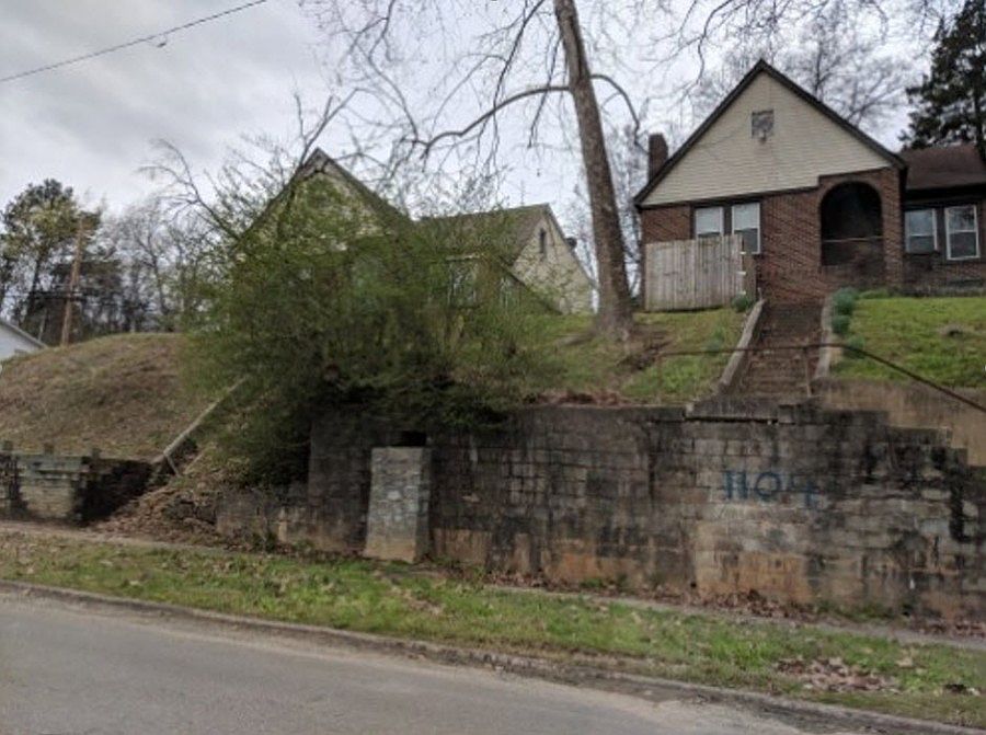 2nd image of 1100 Birmingham St