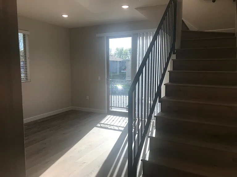 5120 Cahuenga Blvd #103 — Photo 46
