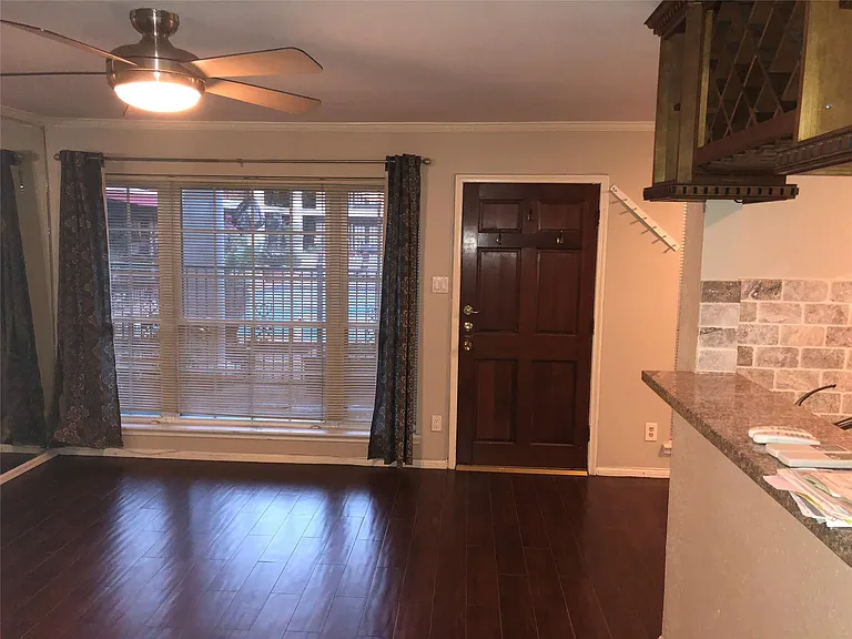 2507 Montrose Blvd #5 — Photo 7