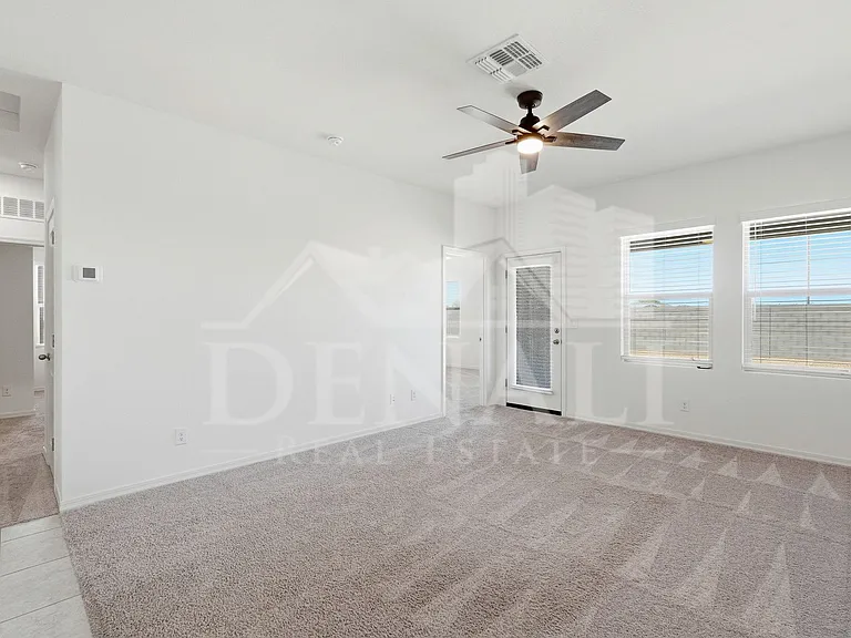 10941 N 165th Ave — Photo 12