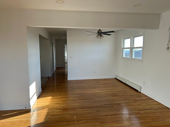3rd image of 1609 74th St #2