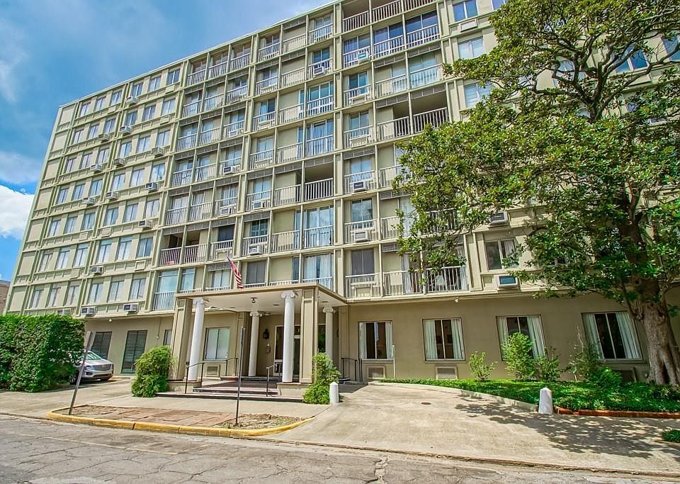 1st image of 1550 2nd St APT 8H