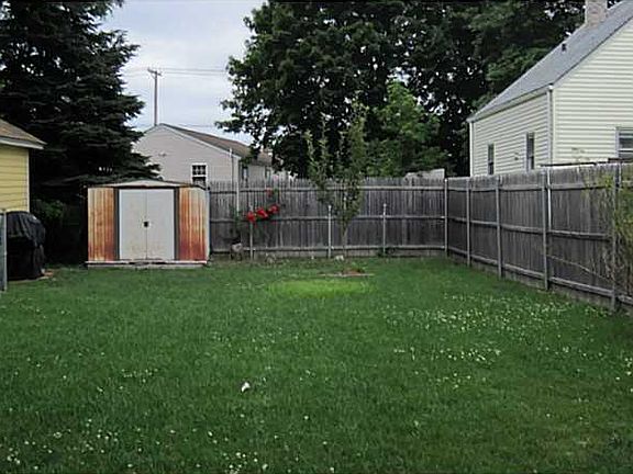 3rd image of 22-24 Bassett St