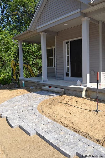 2nd image of 694 CLIFTON PARK CENTER Road