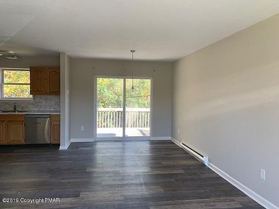 5th image of 1642 Clover Rd