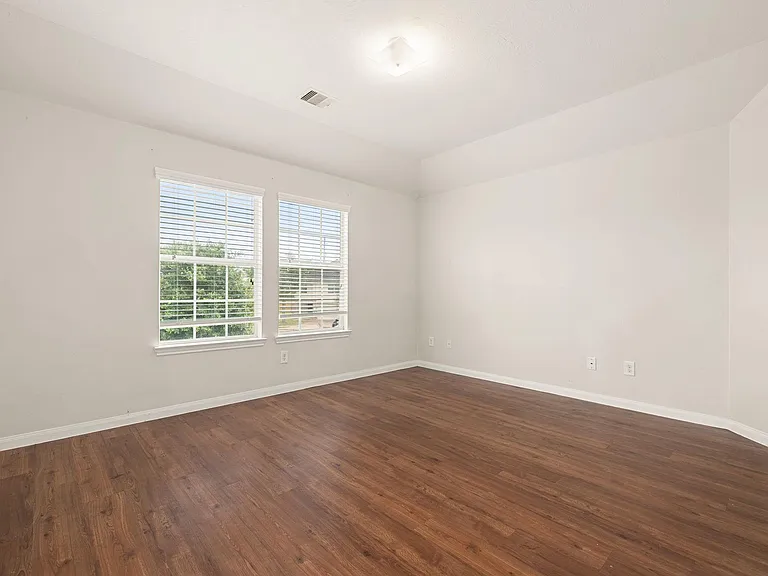 21415 Partha Way — Photo 20