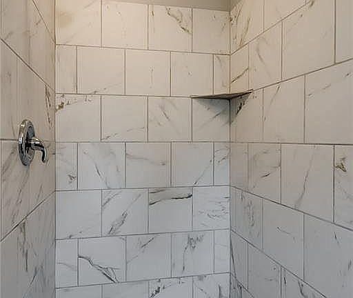 2nd image of 429 27th St