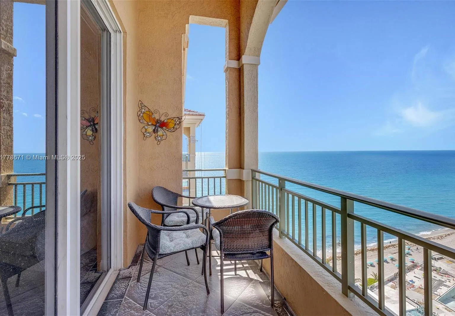2080 Ocean Drive Condo — Photo 1
