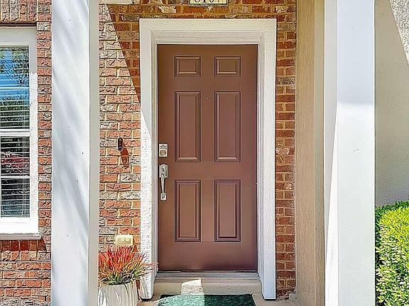 2nd image of 8107 SUMMER POINT Court