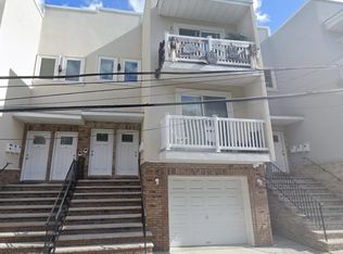 17 N 6th St, Newark, NJ 07107