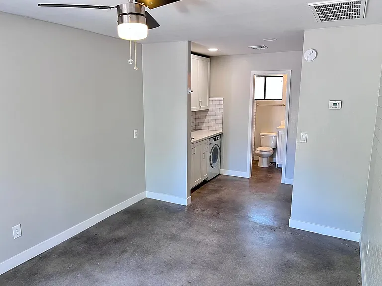 2621 E Campbell Ave #4 — Photo 15