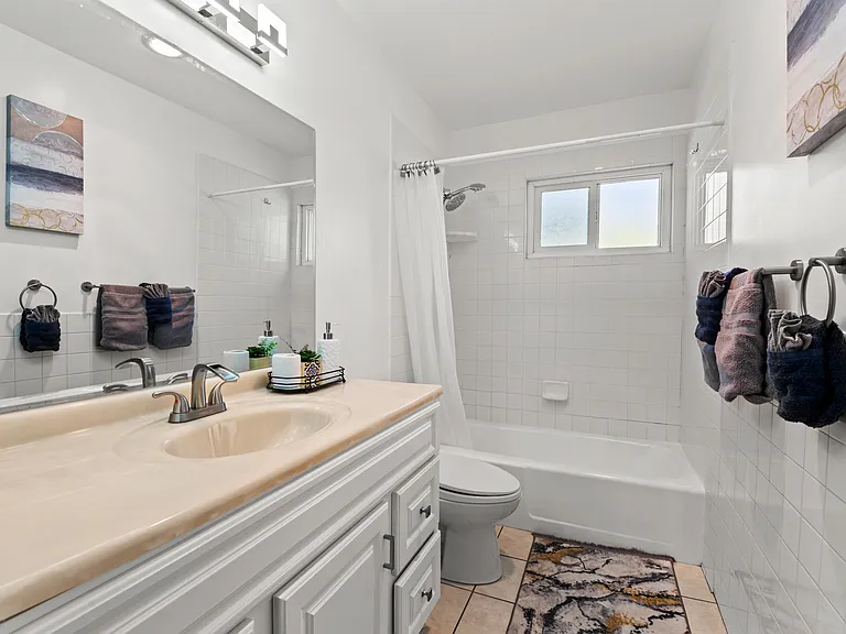 3842 Lamont St — Photo 22
