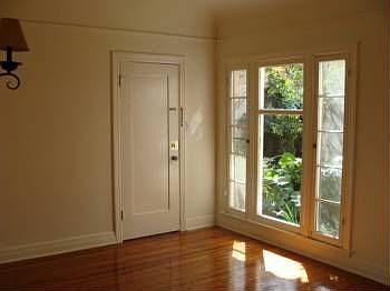3rd image of 1006 N Sweetzer Ave