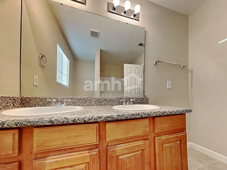 107 Oak Knoll Dr — Photo 11