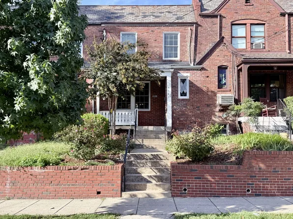 3843 Calvert St NW #1, Washington, DC 20007