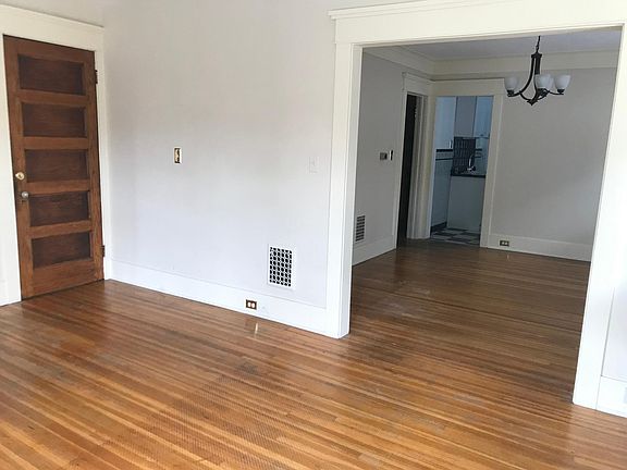 4th image of 49 Elmview Pl #2