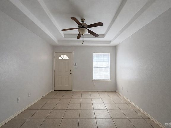 3rd image of 3102 E Diamondhead Ave