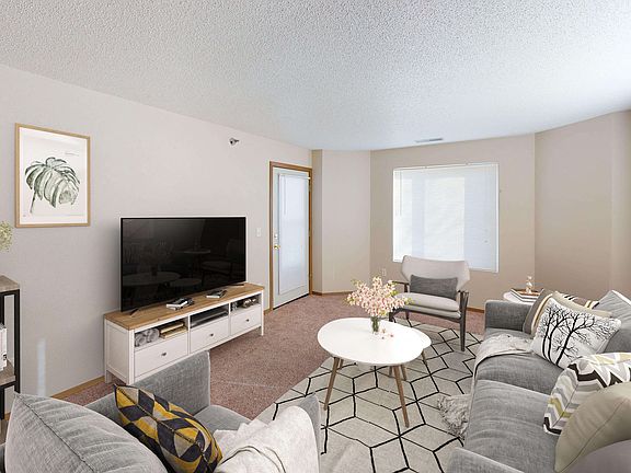 4th image of 615 10th St NE #4087608