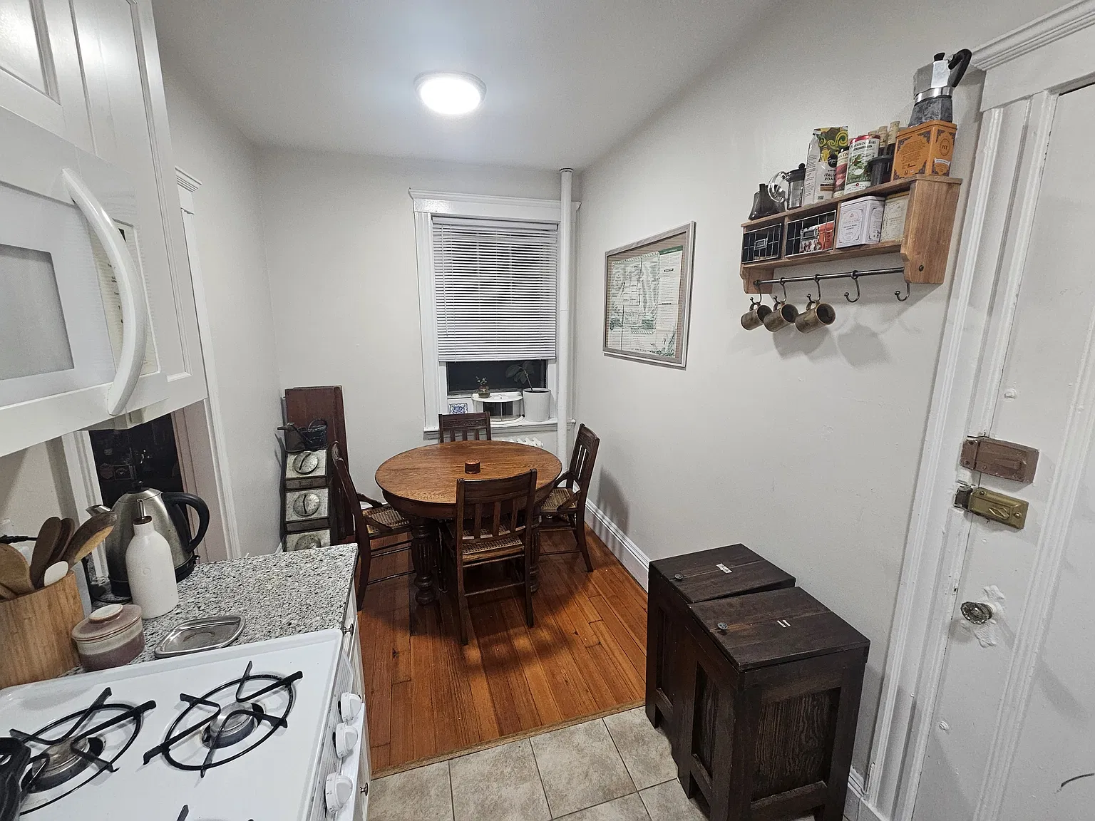 30 Langdon St — Photo 4
