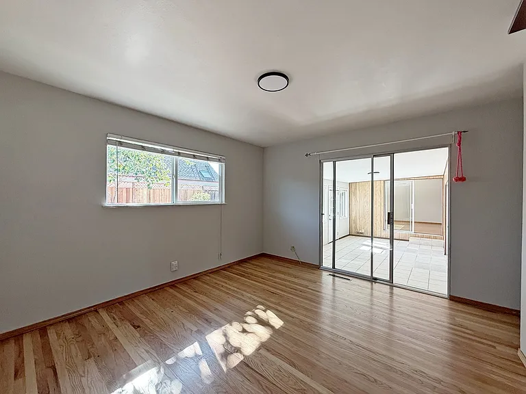 5289 Rimwood Dr — Photo 11