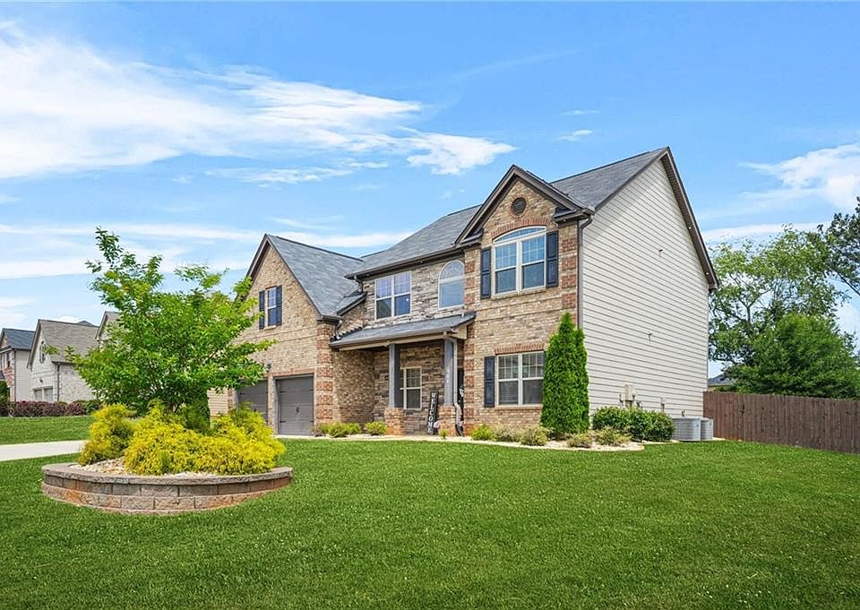 1st image of 321 Shannon Ct