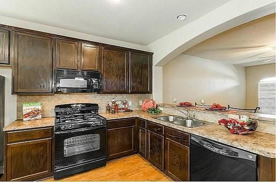 4th image of 58 Woodland Hills Dr #A