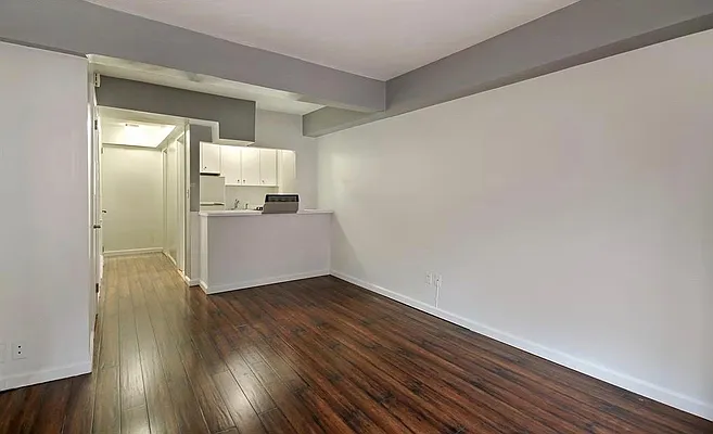 Rented by Compass | media 13