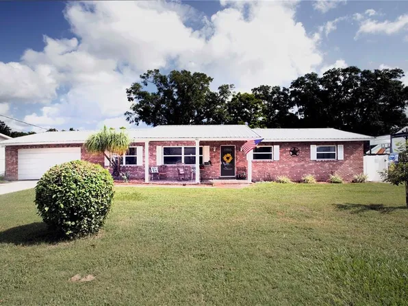 911 Fairlane Dr, Lakeland, FL 33809