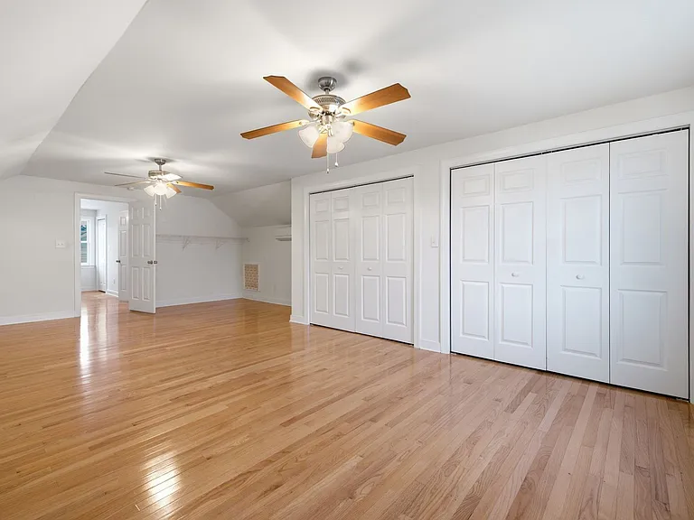 6613 Saint Laurence Dr — Photo 27