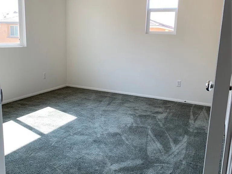 Bedroom 2 (upstairs)