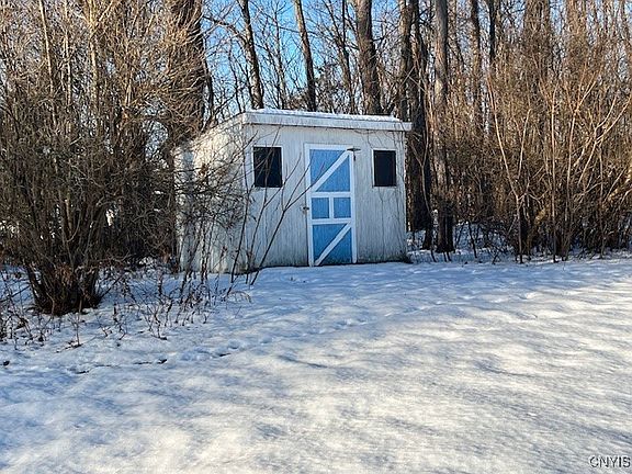 5th image of 429 Brody Dr