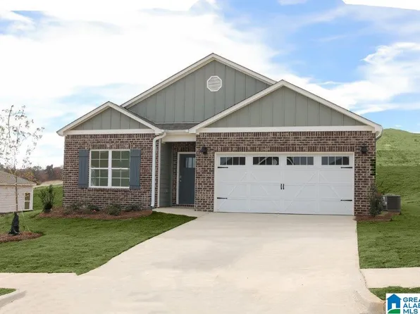 2020 Lonesome Hen Ln, Alabaster, AL 35007