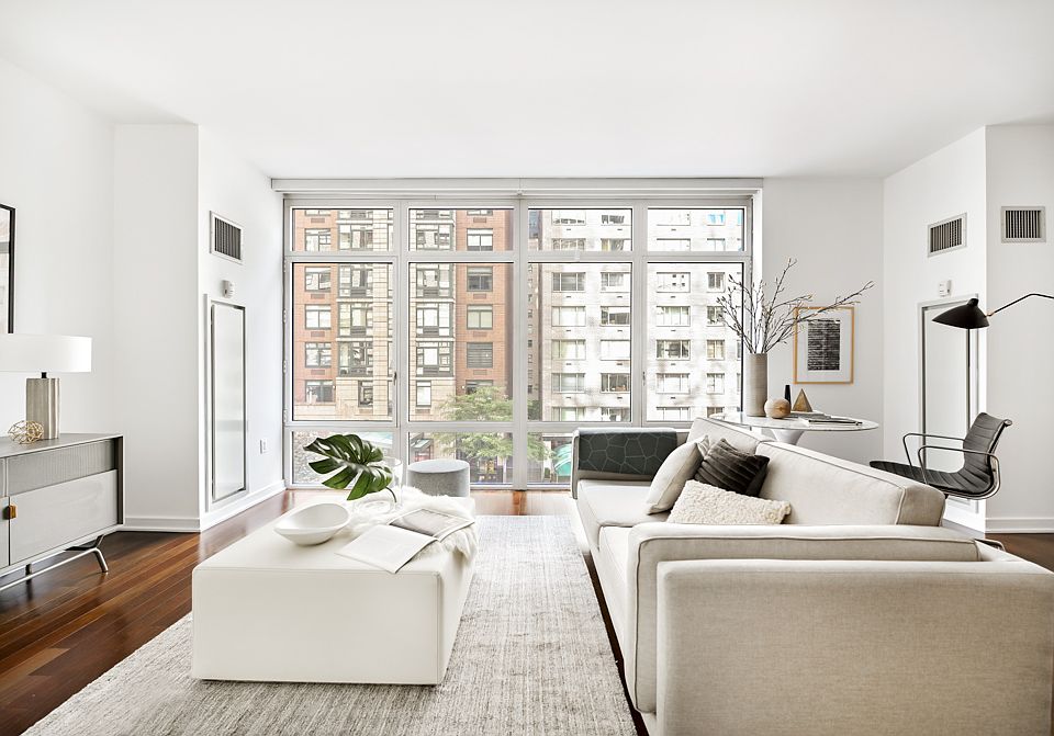 1st image of 207 E 57th St APT 4C
