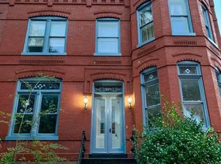 209 8th St SE, Washington, DC 20003