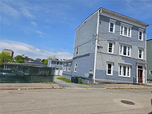 2nd image of 149 Britain St