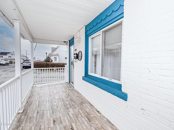 4th image of 449 W 20th St