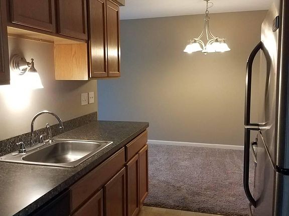 4th image of 655 Randolph St APT 202