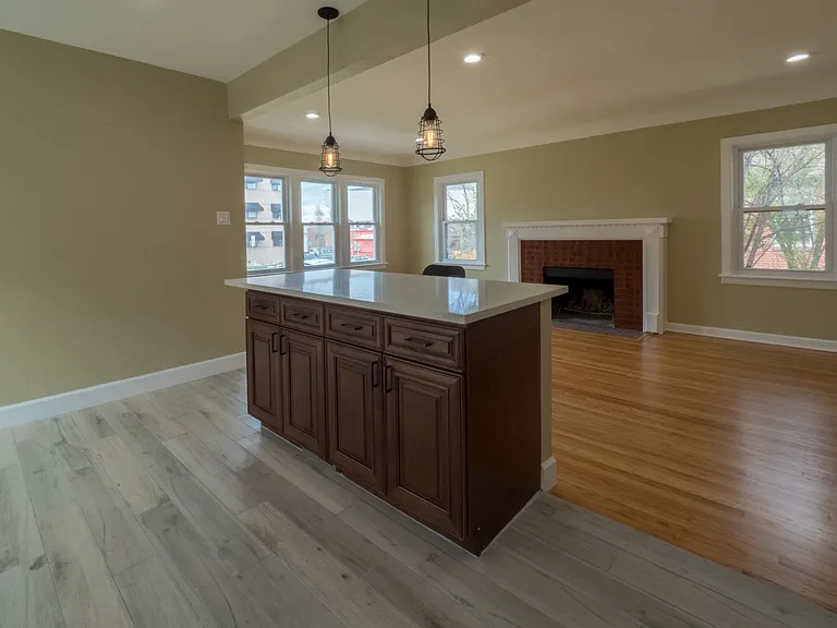 770 N Ash St — Photo 5