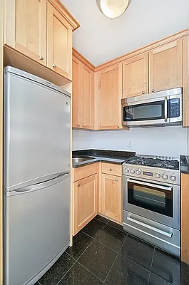 Rented by Living New York | media 9