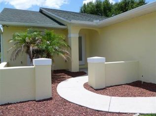 8828 Courtyard Ln, Groveland, FL 34736