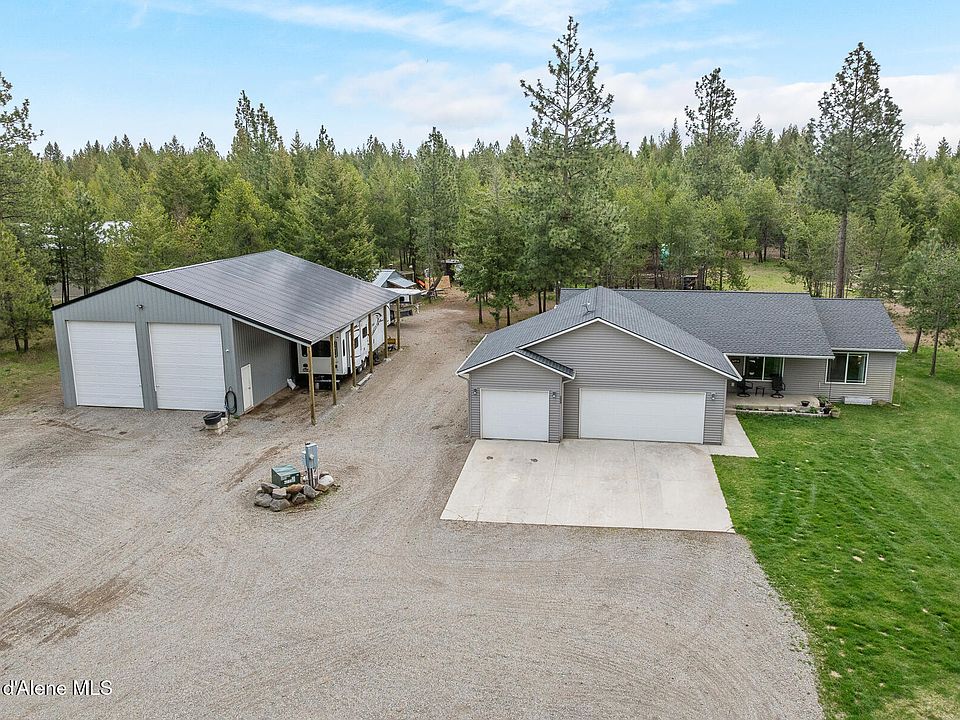 1st image of 299 Cardinal Ln