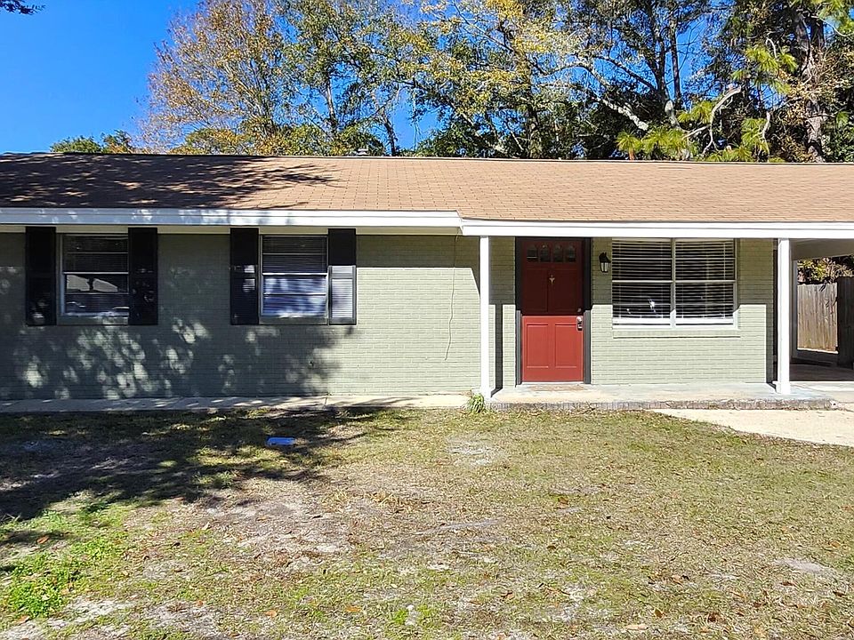 1st image of 133 Woodland Cir
