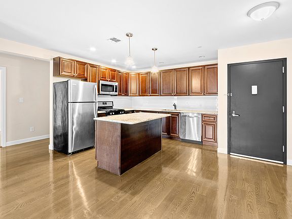 4th image of 39-30 62nd St #204