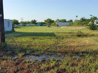 1314 W 4th St, Breckenridge, TX 76424