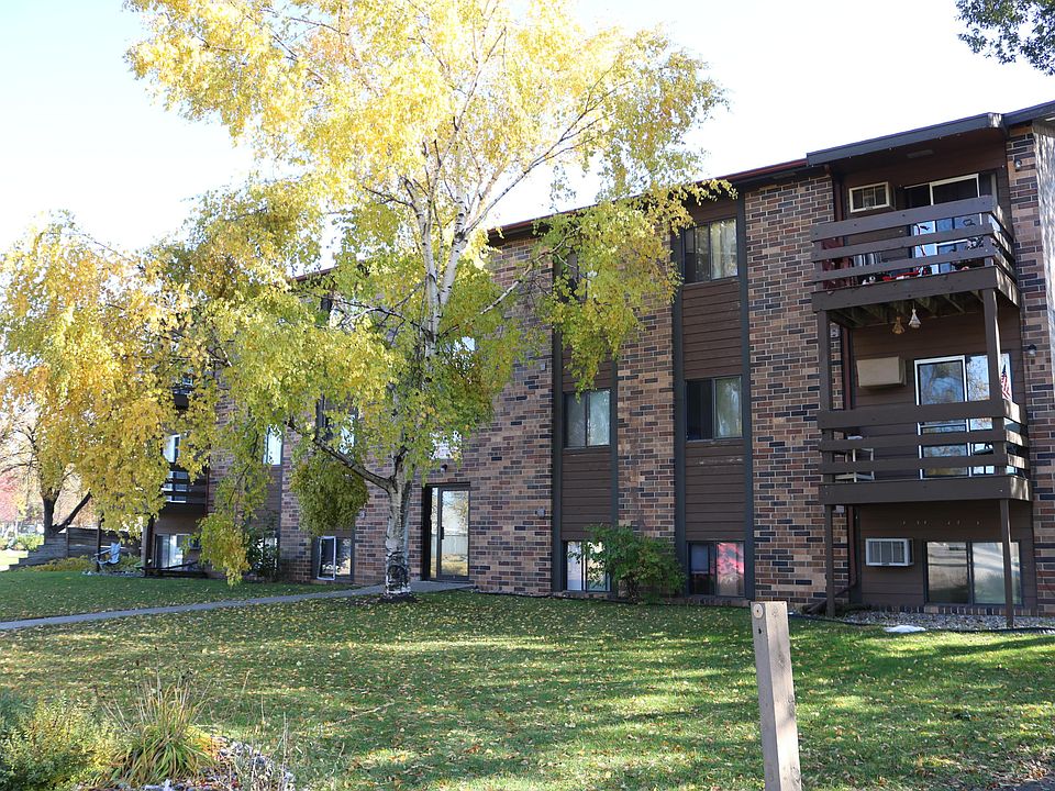 1st image of 2815 20th Ave S