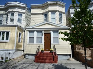 8605 79th St, Woodhaven, NY 11421