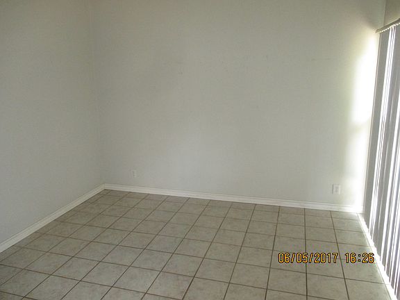 2nd image of 2731 University Ave