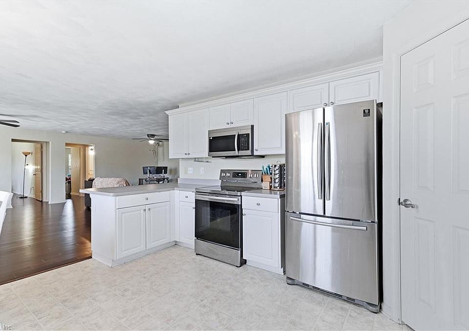 1st image of 2557 Oconee Ave APT 301