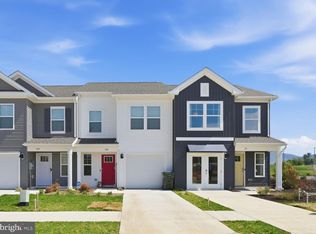 225 Camden Dr, Waynesboro, VA 22980