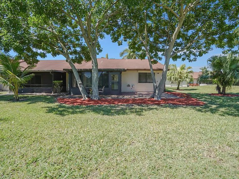 30 Kensington Ln — Photo 29